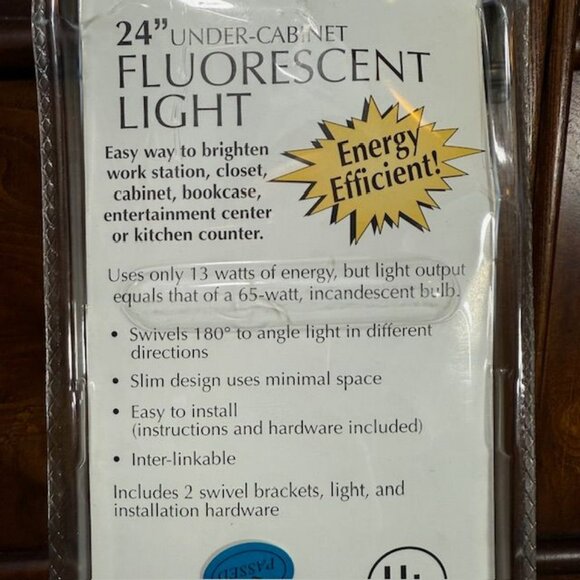 QualStar 24 inch Under-Cabinet Flourescent Light - Picture 9 of 13